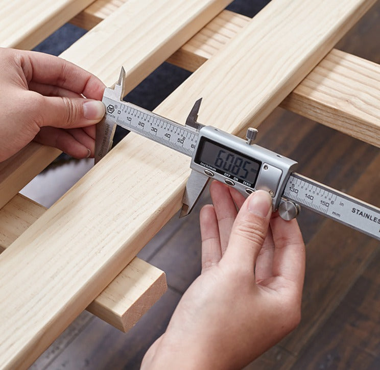 Oak rattan solid wood black bed