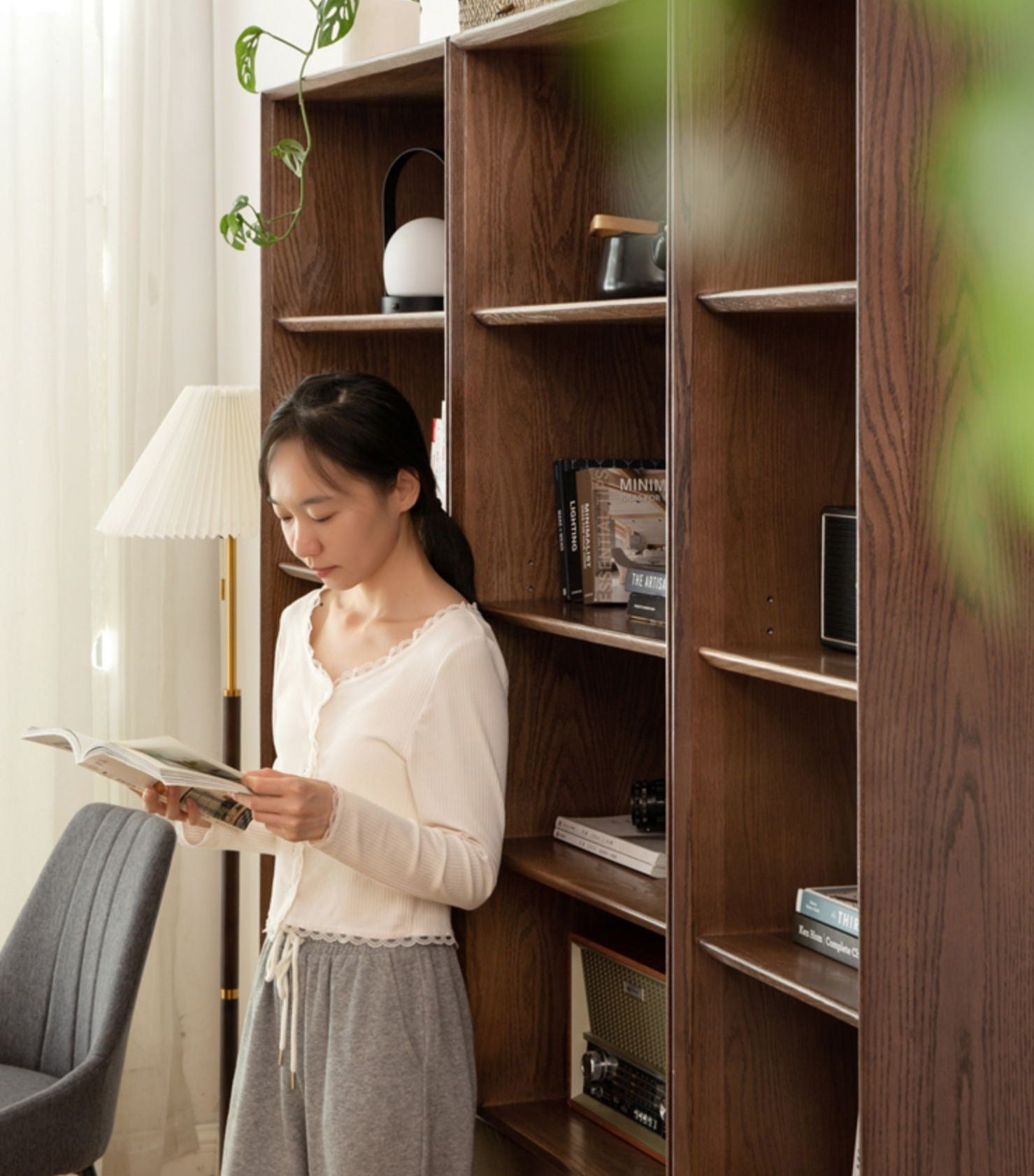 Oak, Ash Solid Wood Dust-Proof Glass Door Wall Floor-to-ceiling Bookshelf