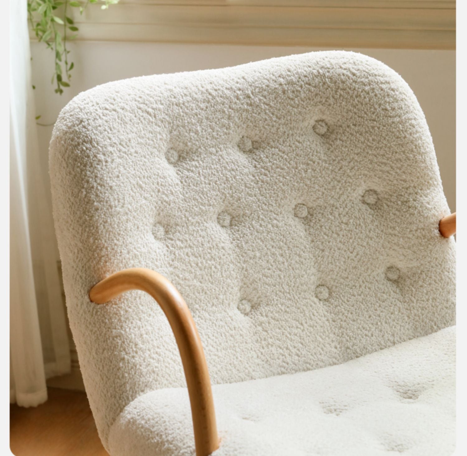 Beech Solid Wood Lamb Velvet Alpaca White Armchair)