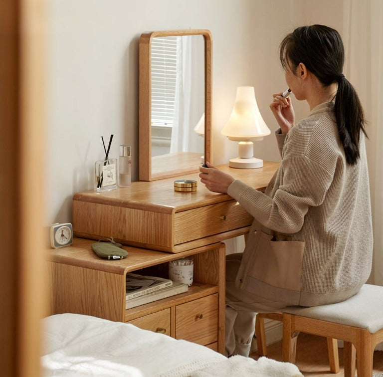 Oak Solid Wood Telescopic Dressing Table Cabinet.