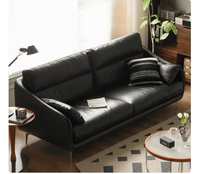 Leather Classic Genuine sofa.