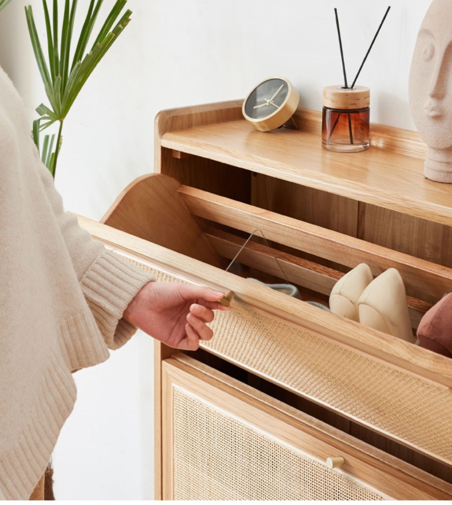 Oak Solid Wood Ultra-Thin Flap Door Rattan Shoe Cabinet