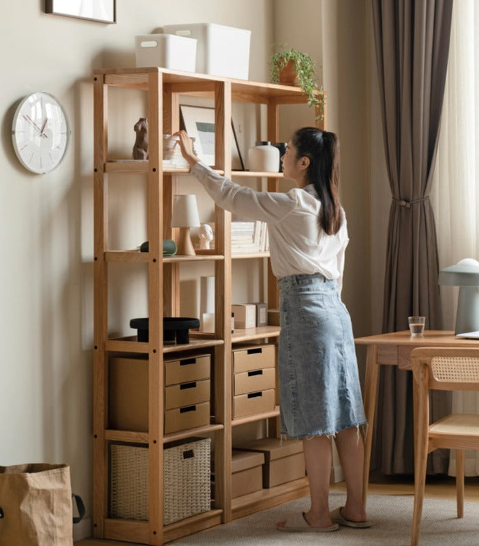 Oak Solid Wood Multi-Layer Bookshelf