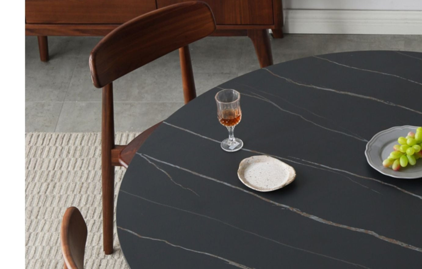 Black Walnut Solid Wood Round Dining Table
