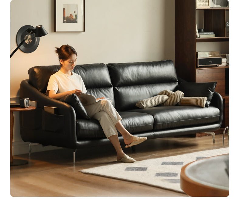 Leather Classic Genuine sofa.