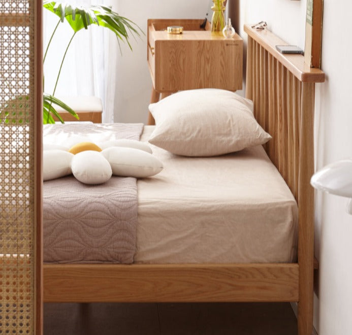 Windsor bed oak solid wood