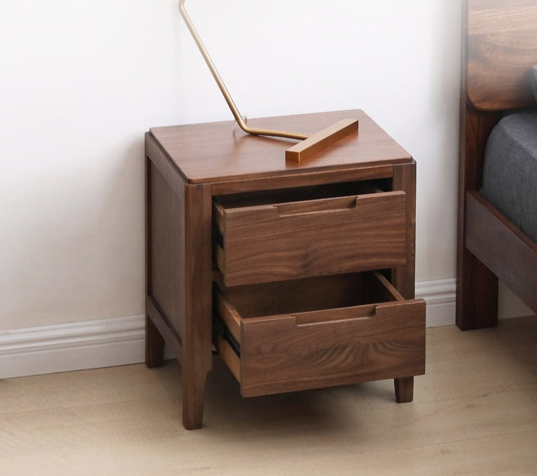Oak Solid Wood Nordic Style Nightstand.