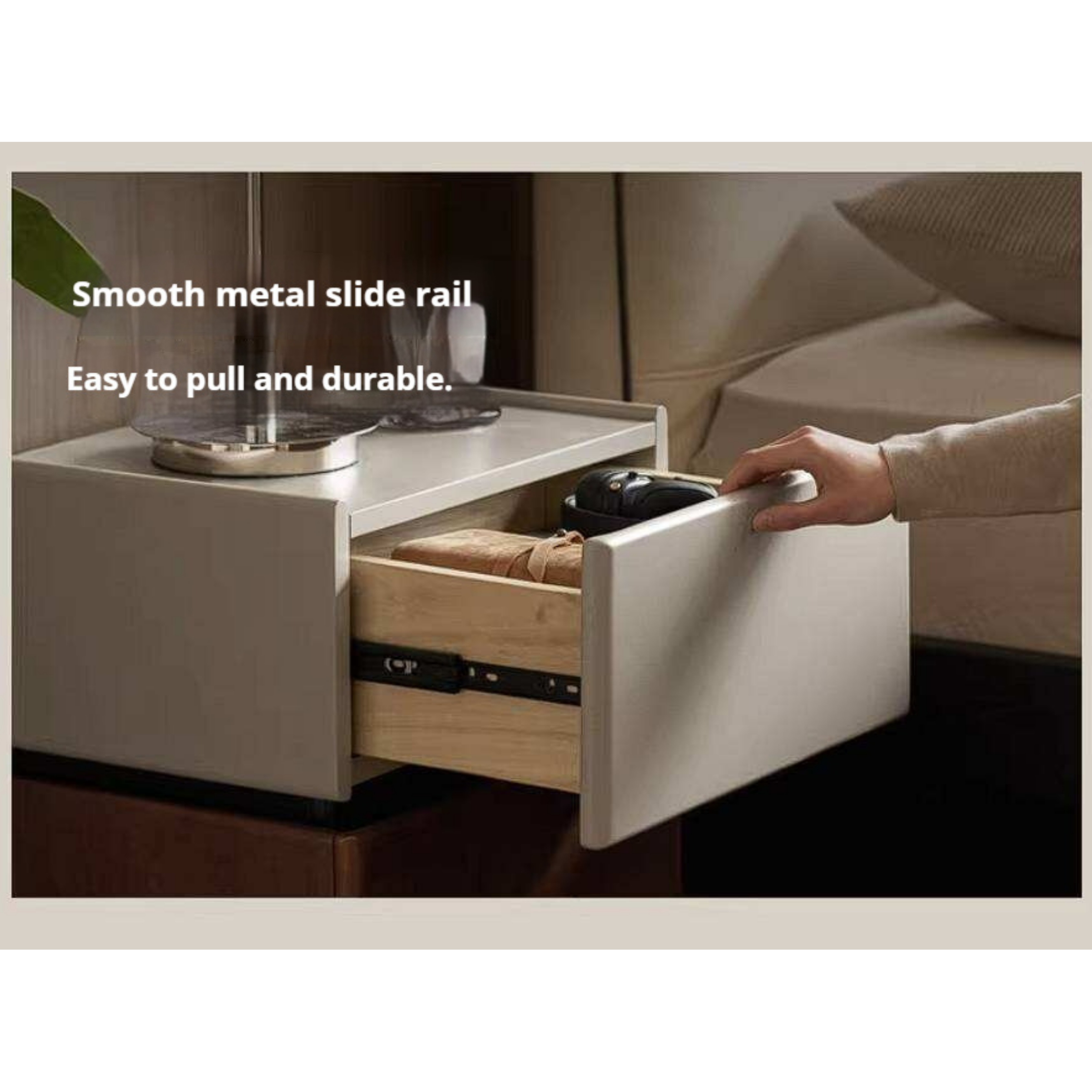 Rubberwood Solid Wood Bedside Cabinet with Modern Simple Storage