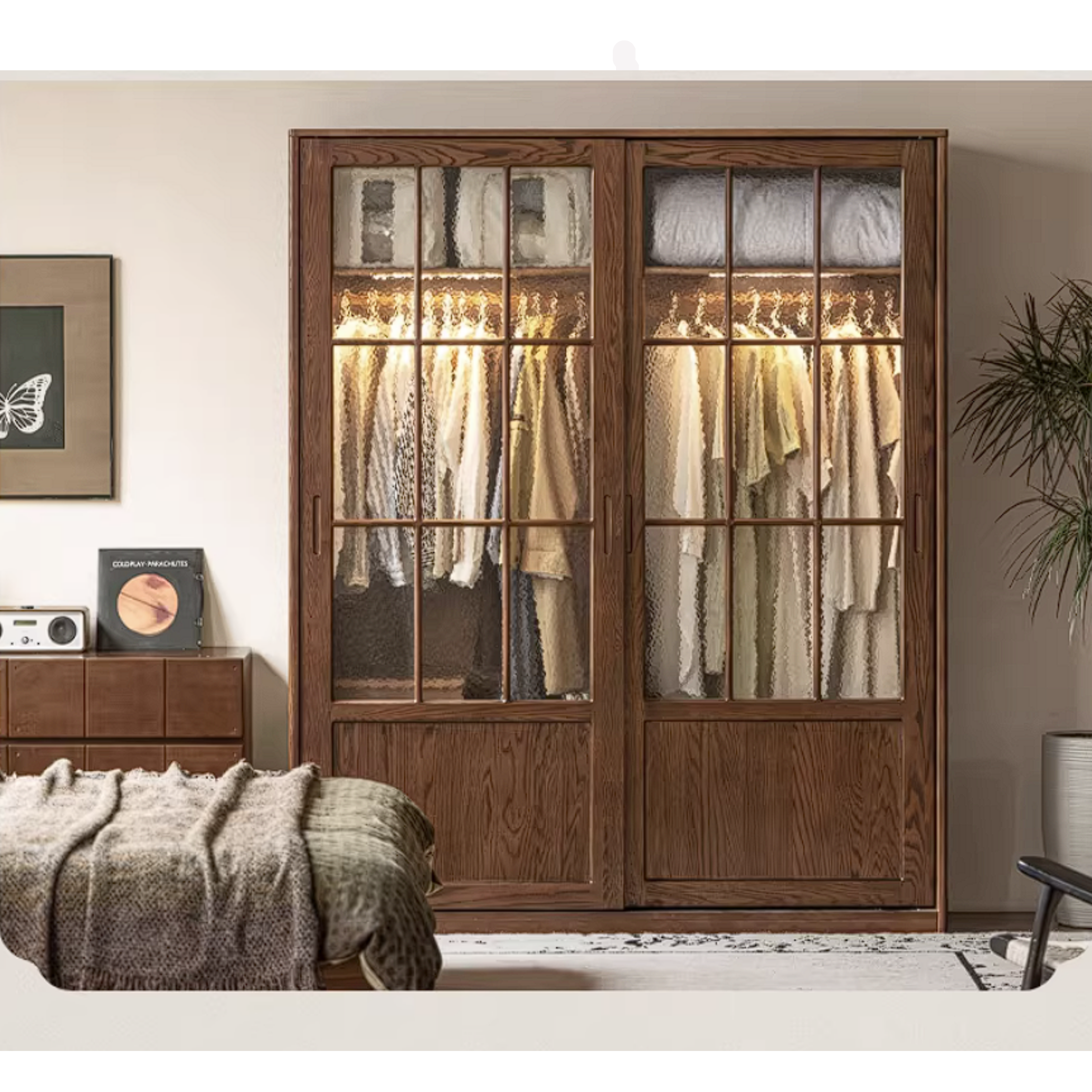 Oak Solid Wood Wardrobe with Songshi Aesthetic Storage Design