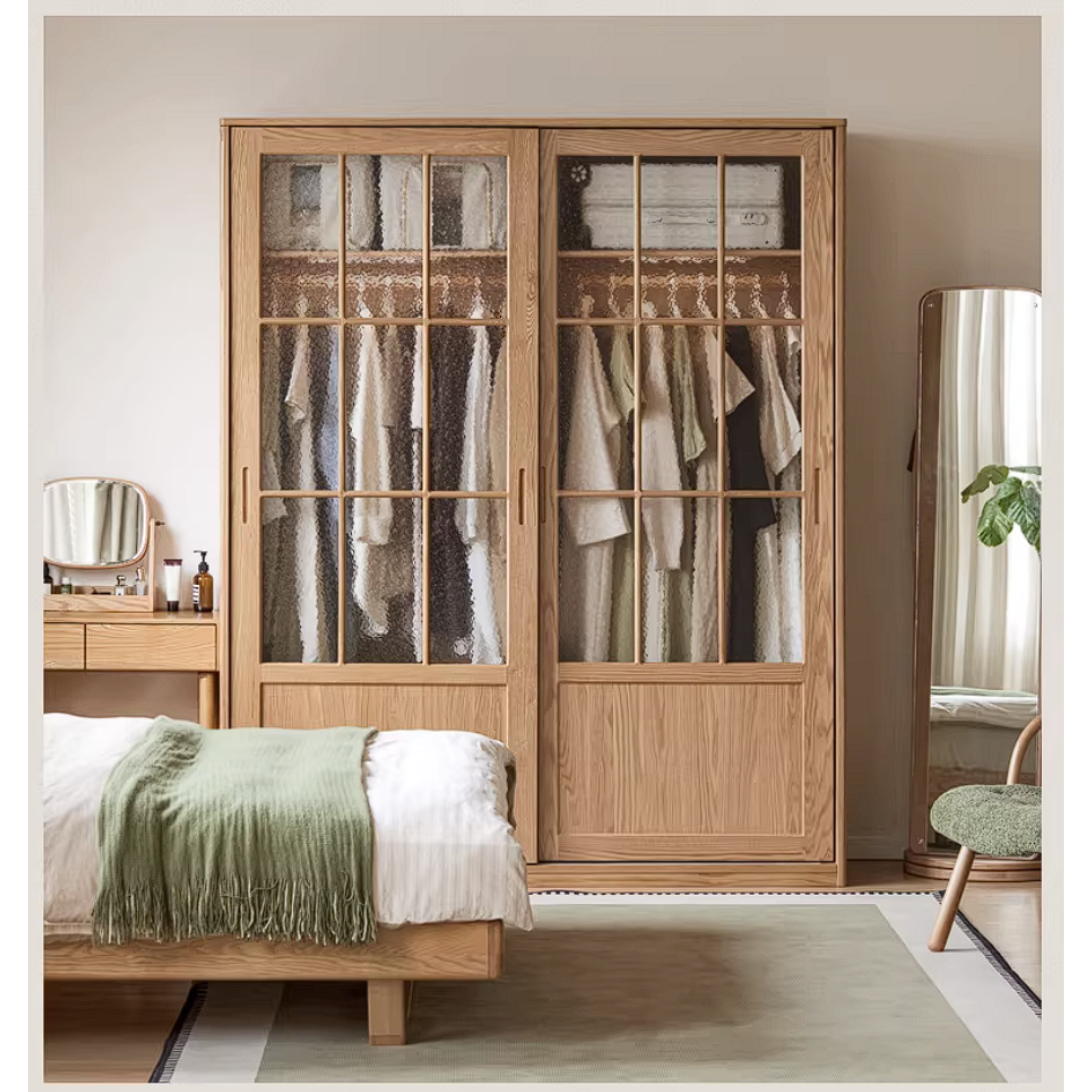 Oak Solid Wood Wardrobe Cabinet with Minimalist Songshi Storage