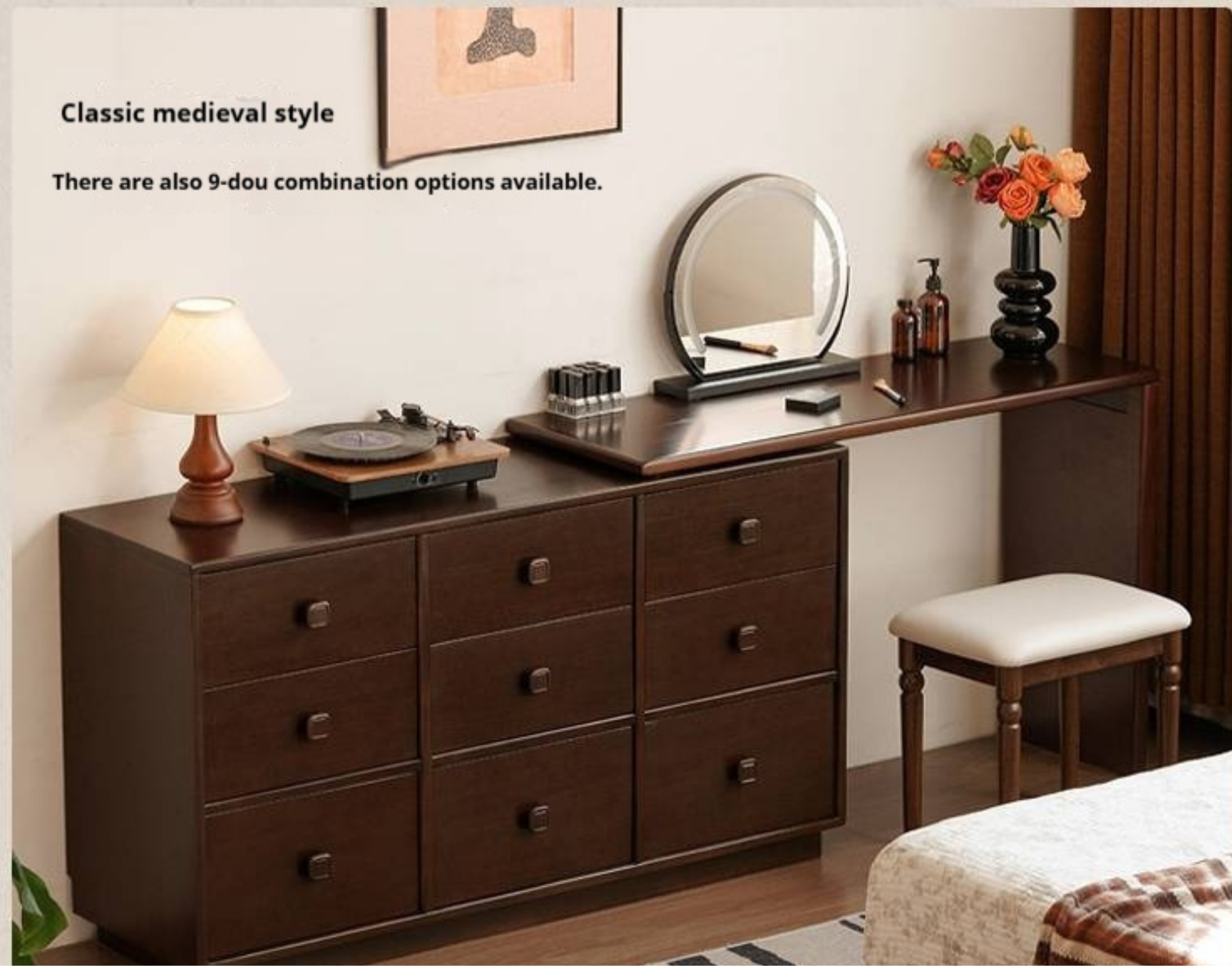 Poplar Solid Wood Retro Medieval Style Rotating Dressing Table
