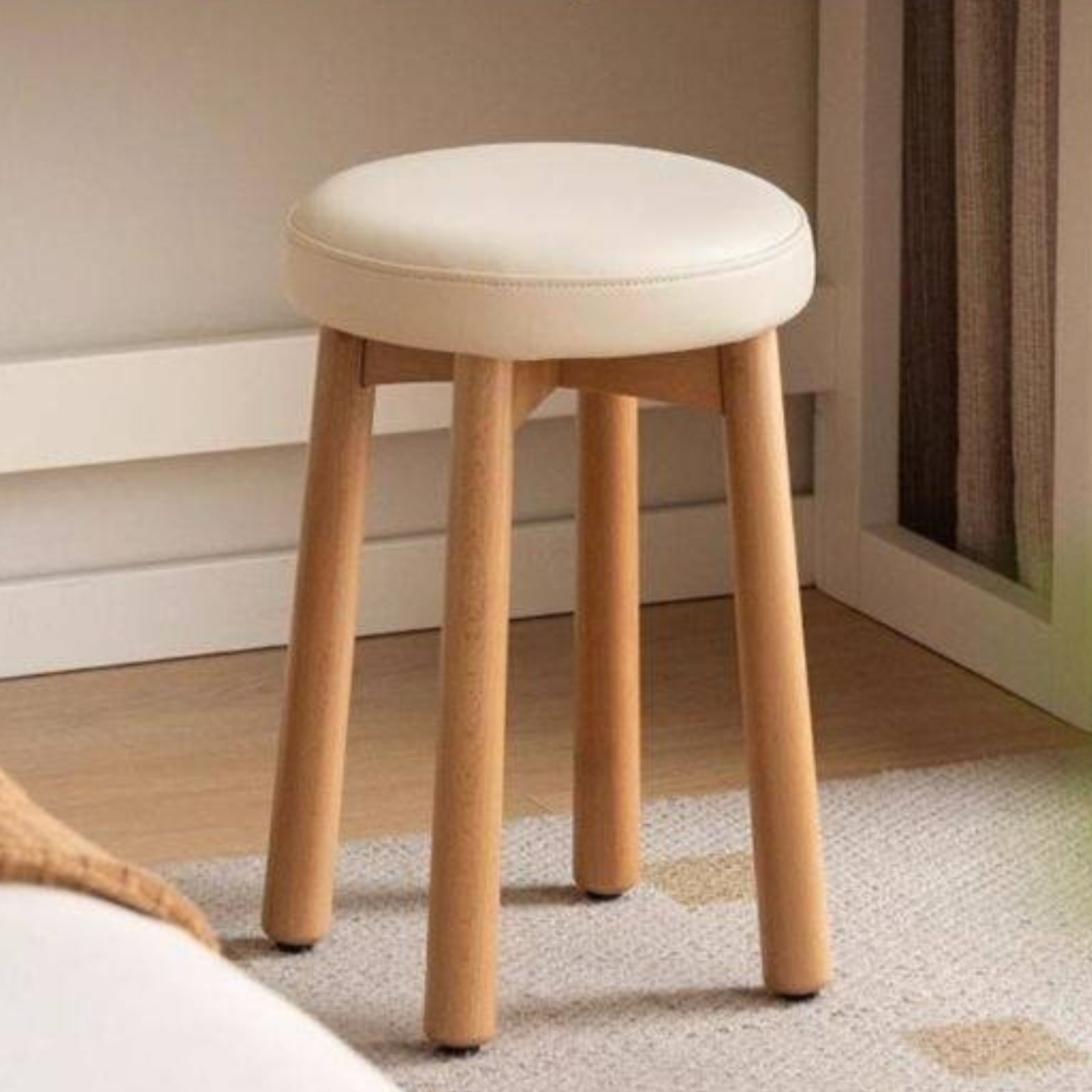 Solid Rubberwood Modern Soft Makeup Stool