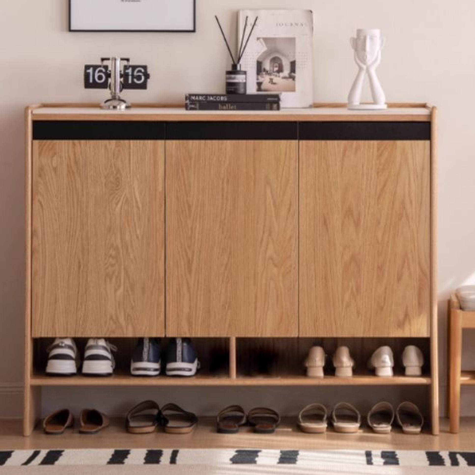 Oak Solid Wood Modern Shoe Cabinet
