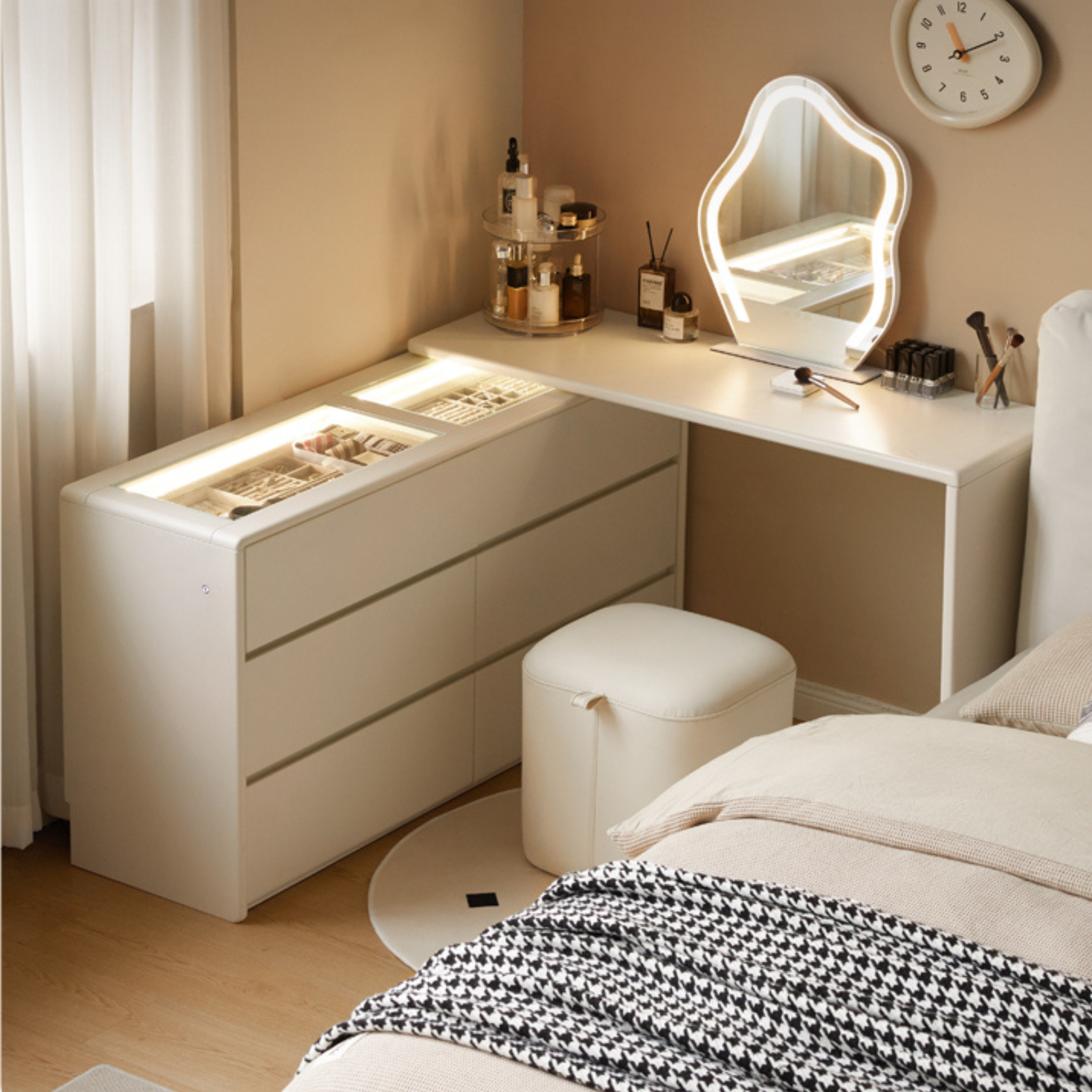 Poplar Solid Wood Dressing Table, Simple White Cabinet