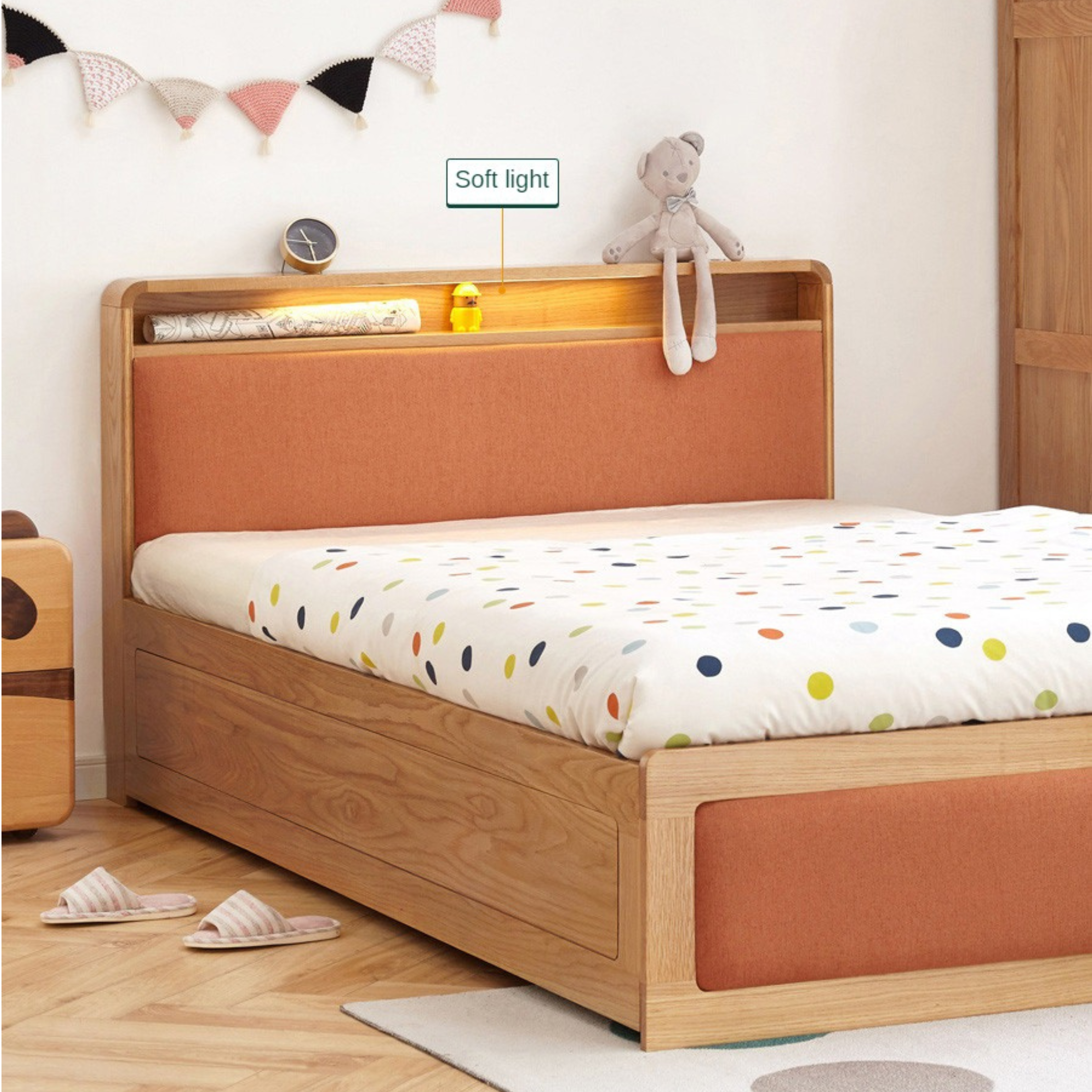 Oak solid wood Multifunctional storage bed with LED light<