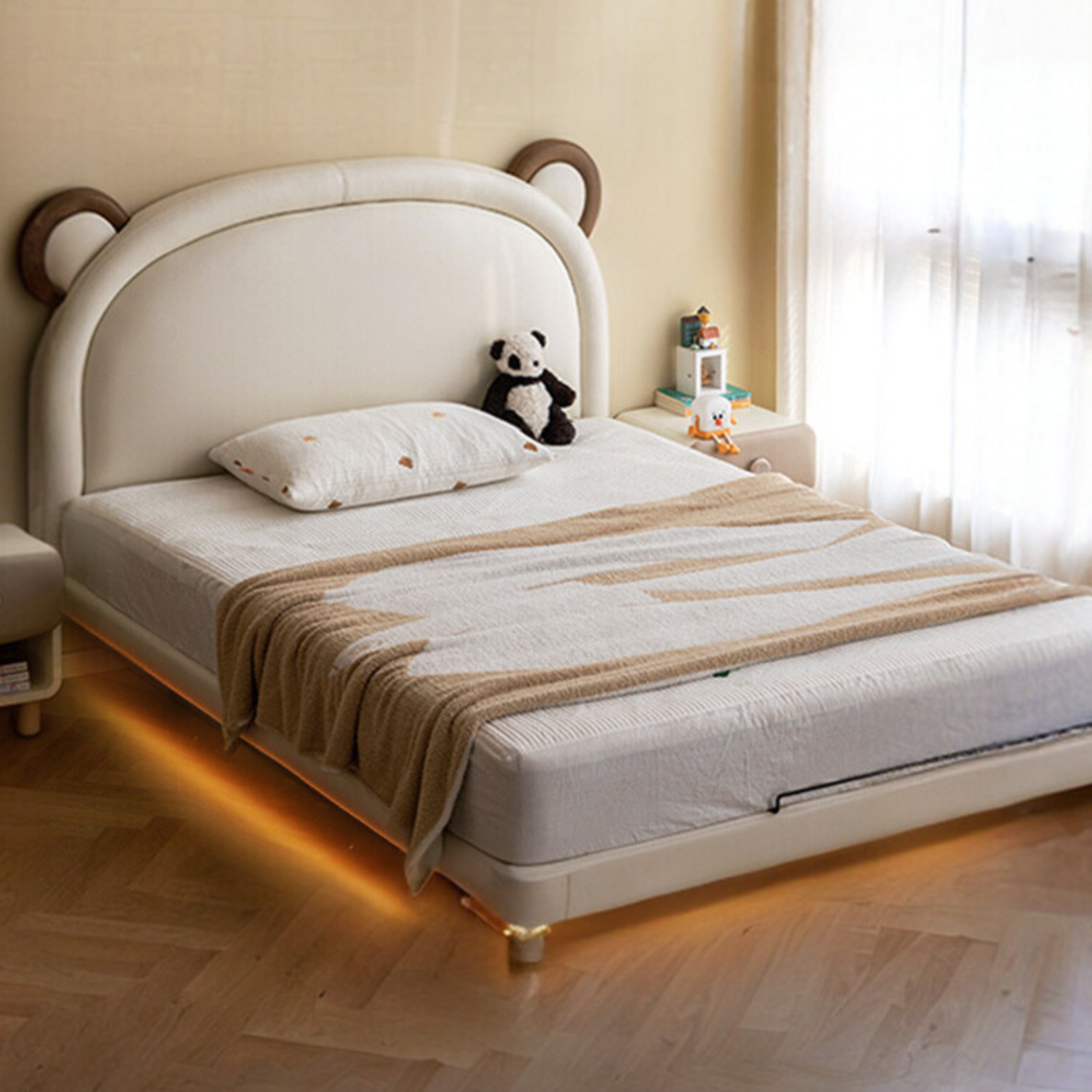 Organic Leather Children's Bed Bear with LED light<