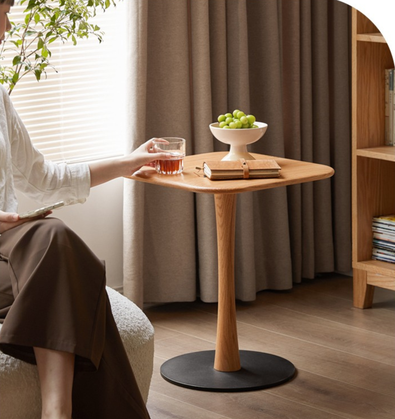 Oak, Black walnut Solid Wood Small Square Side Table