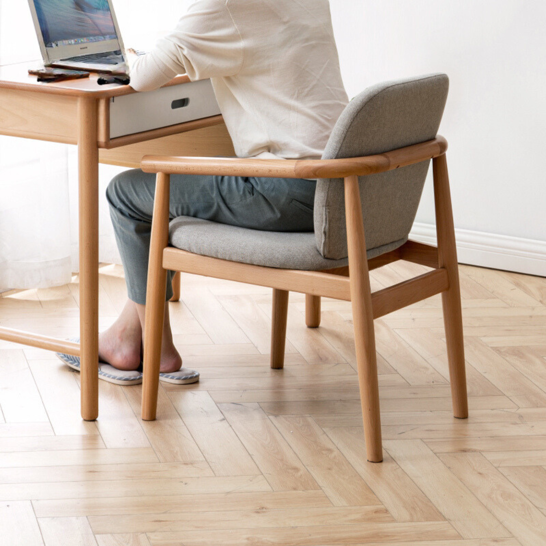 Beech solid wood armchair Nordic)