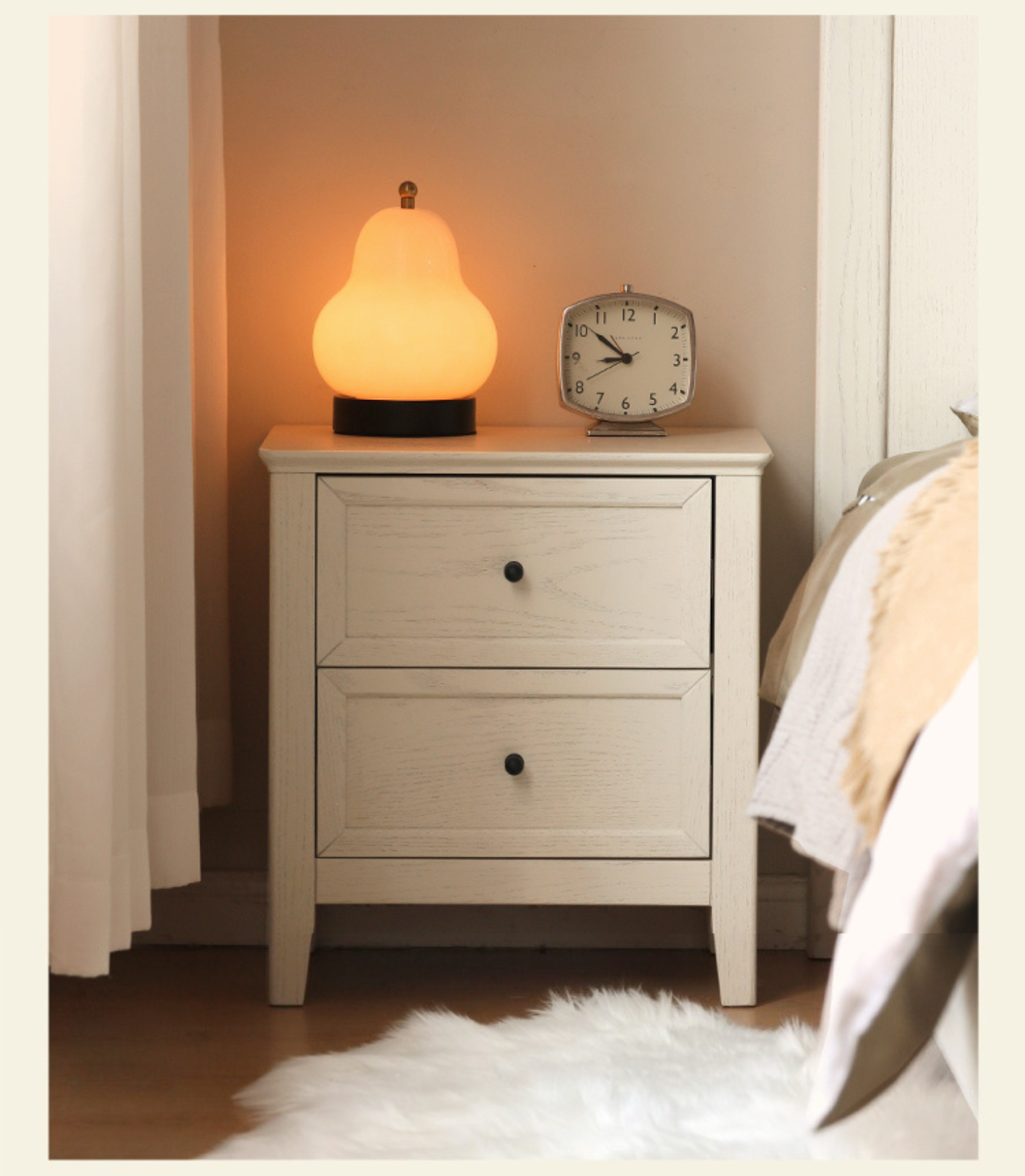 Oak Solid Wood nightstand Cream American)