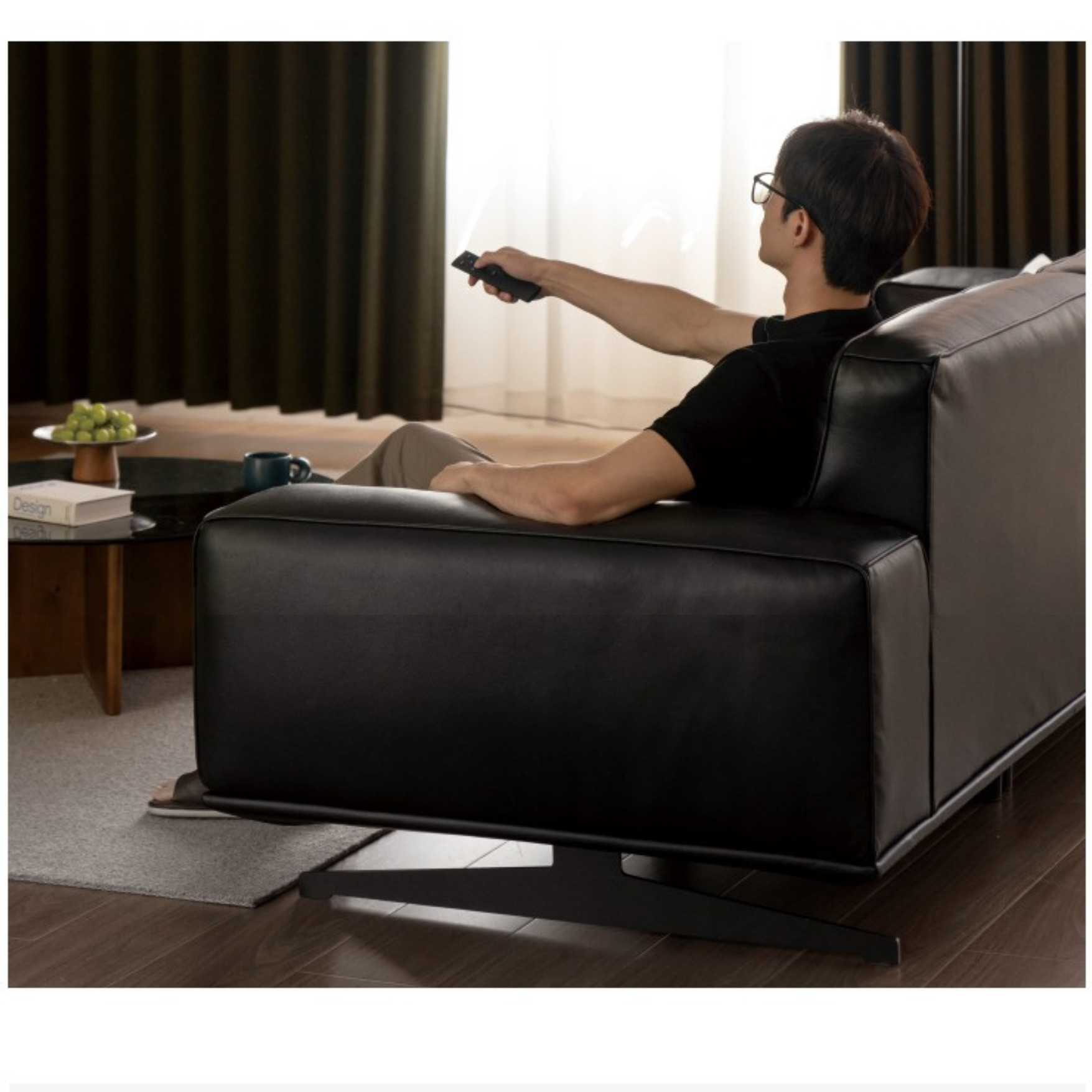 Leather high-legged sofa Italian minimalist big black bull