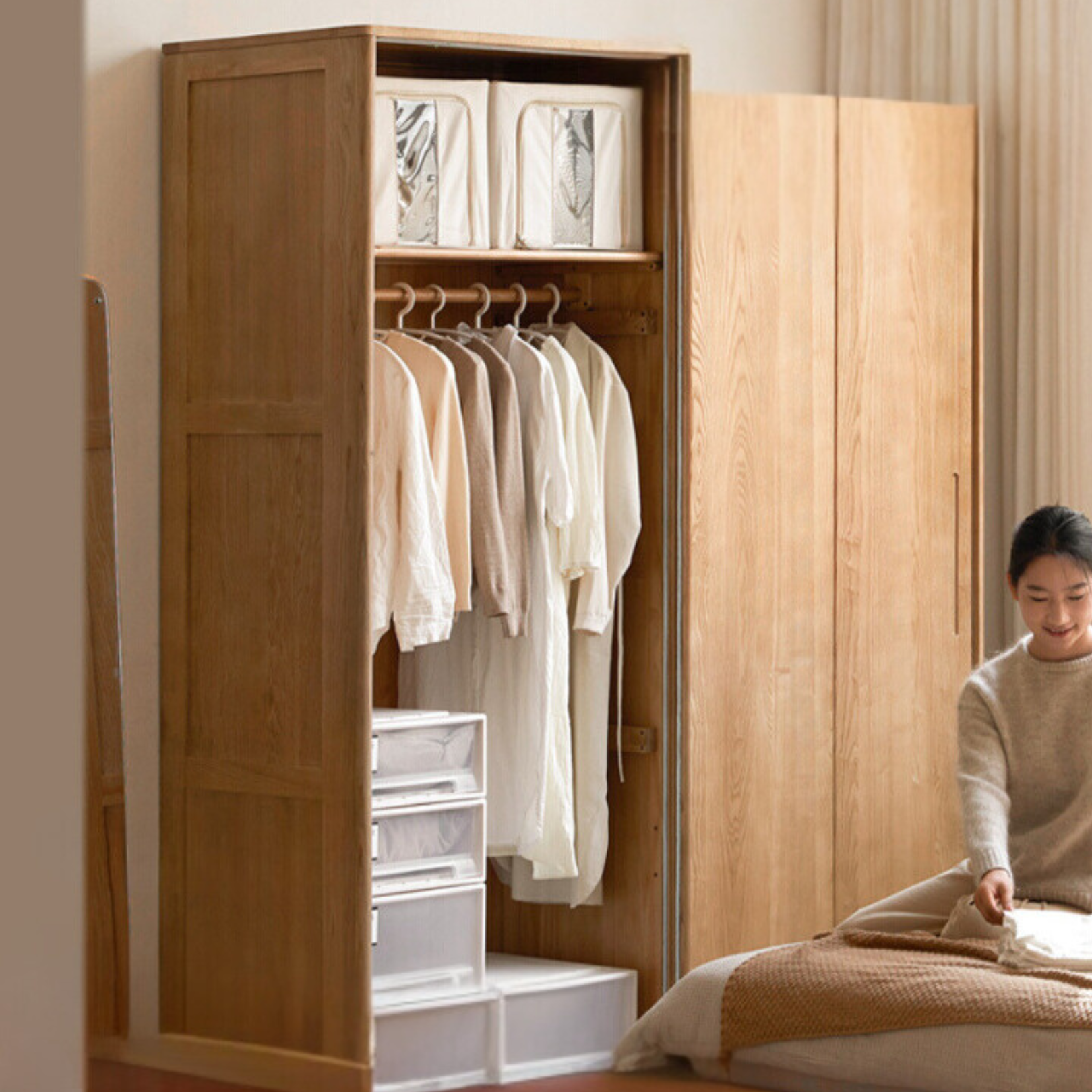 Ash Solid Wood Sliding Door Wardrobe