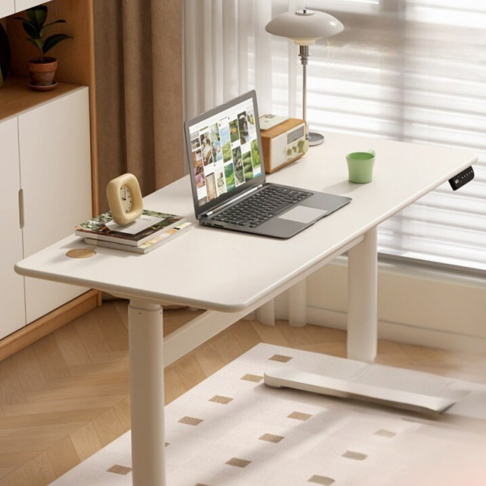 Poplar Solid Wood White Cream Style Electric Lift Desk