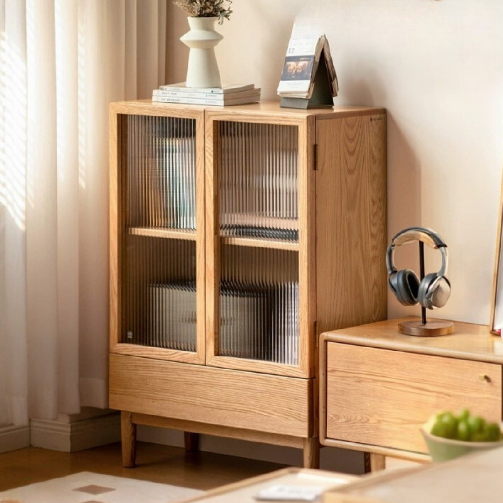 Oak Solid Wood Modern Simple Side Cabinet