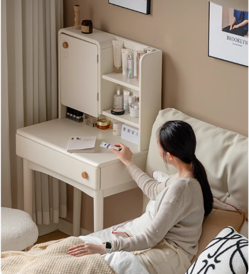 Poplar Solid Wood Cream Style Dressing Table With Makeup Mirror