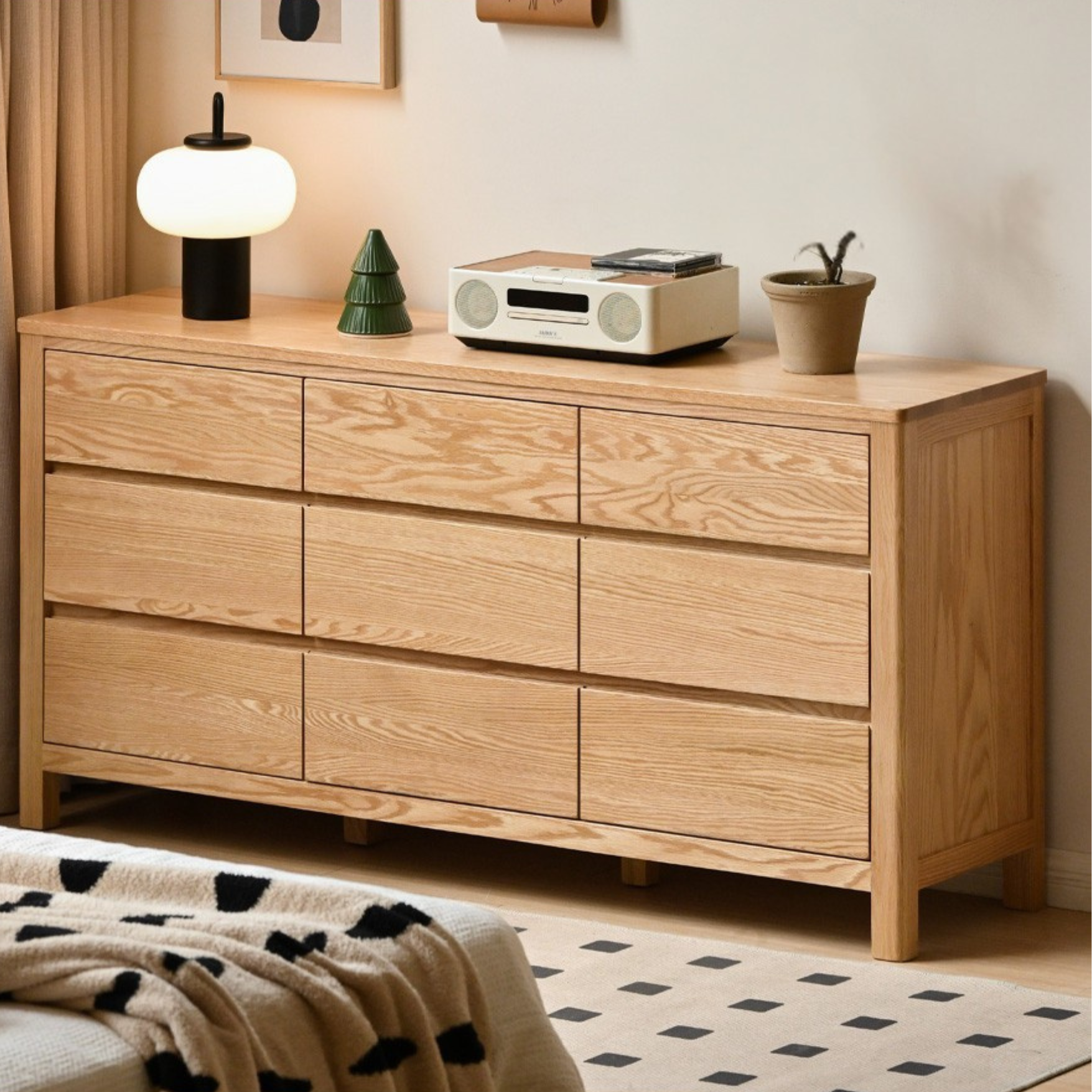 Oak solid wood cabinet  chest of drawers)