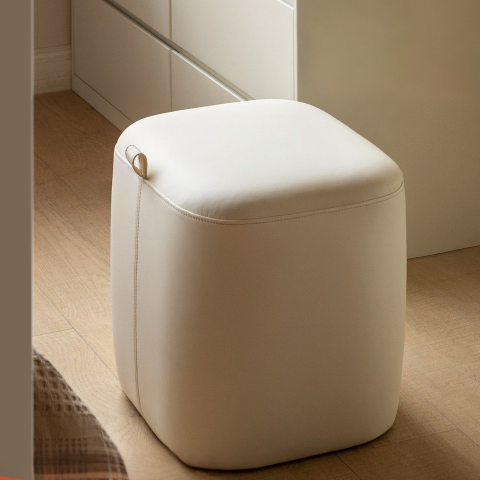 Makeup Stool Organic Leather "