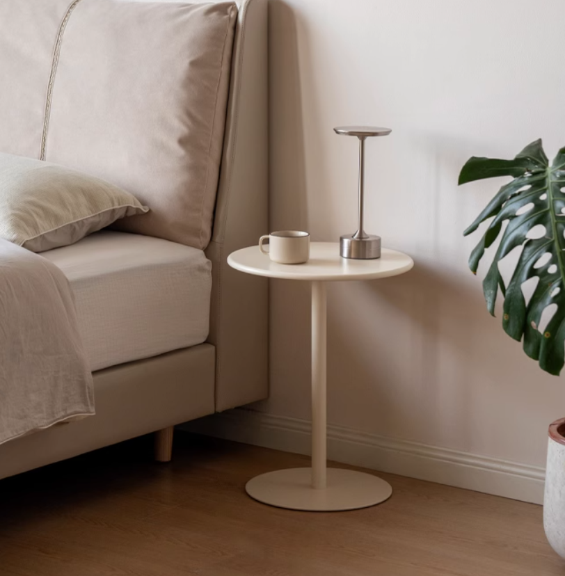 Metal Italian Minimalist Mini Round Side Table