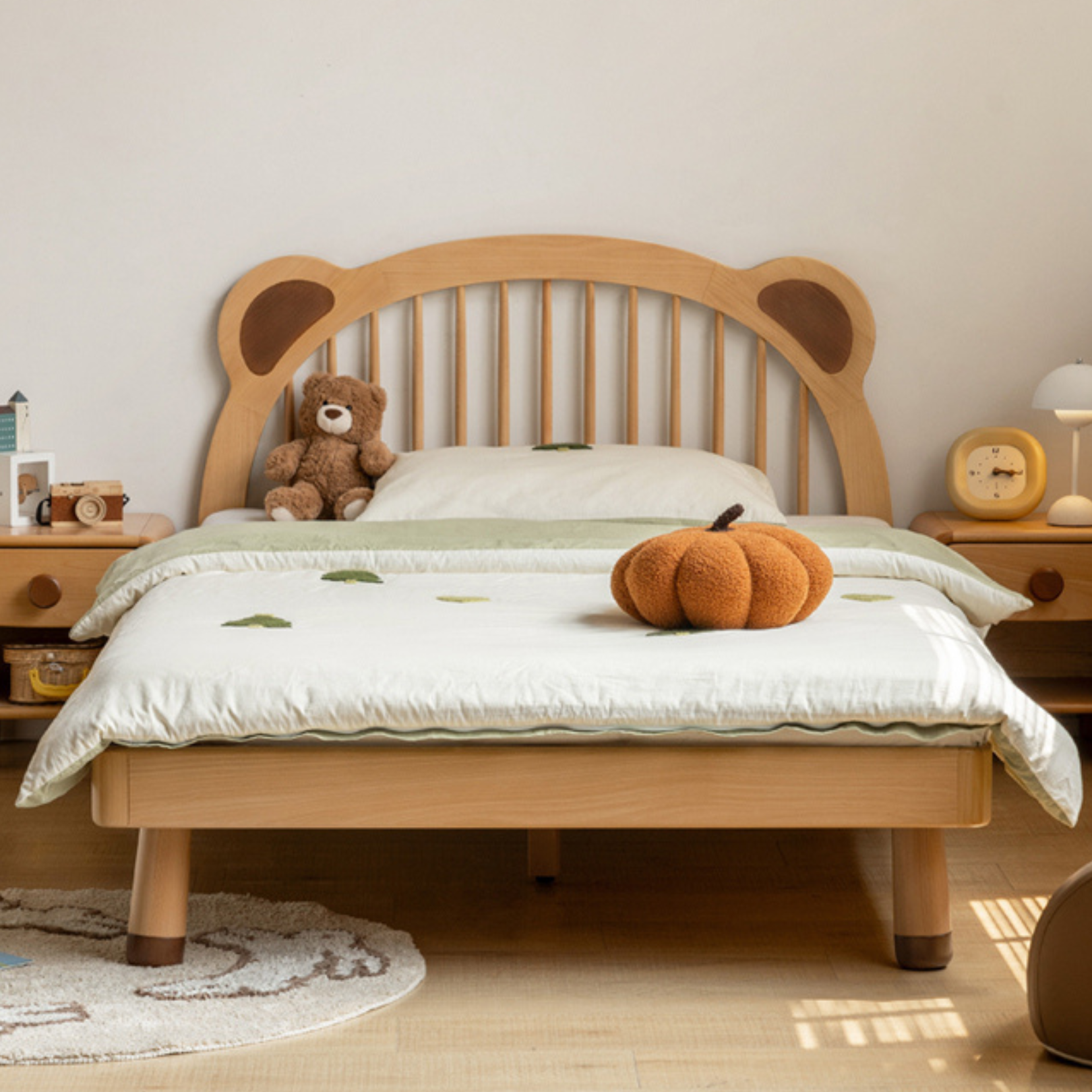 Beech Solid Wood Cartoon Bear Children's Bed
