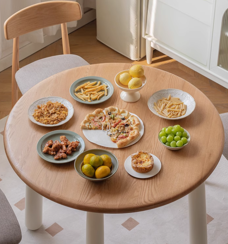 Oak Solid Wood Modern Round Negotiation Dining Table