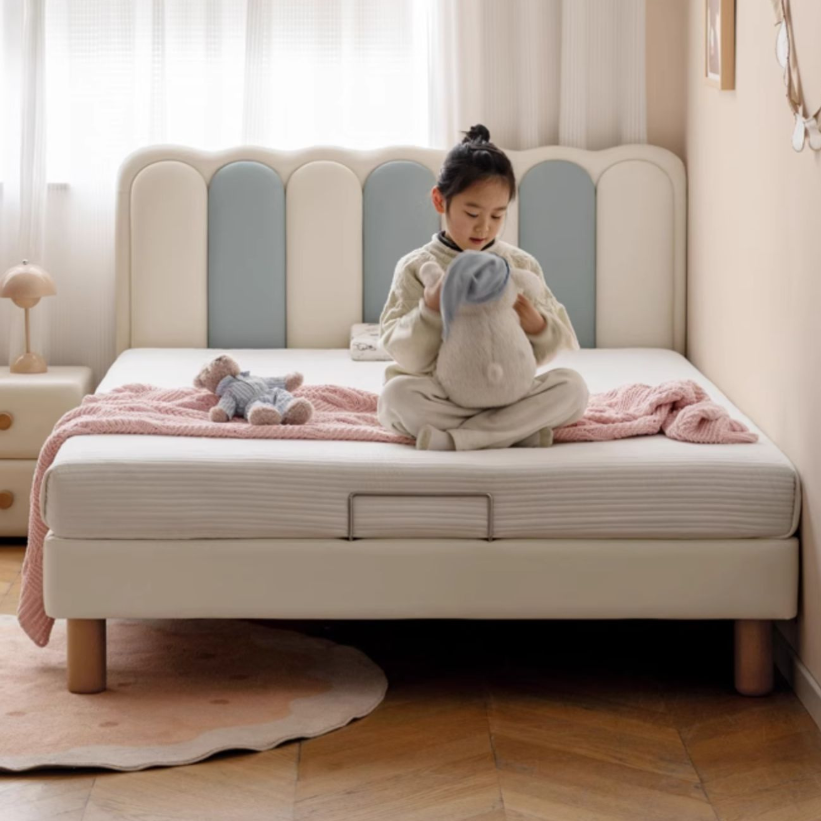 Children's Bed white cream style organic leather