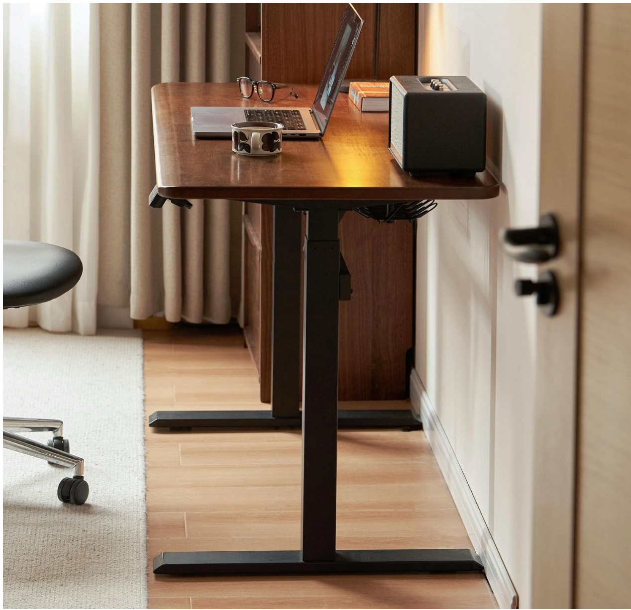 Rubberwood electric Height Adjustable Desk