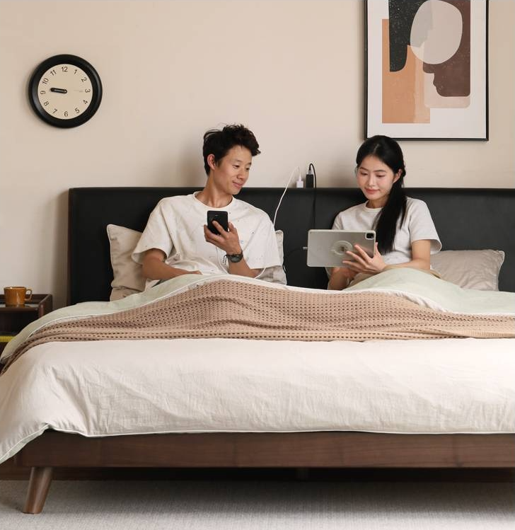 Black Walnut Solid Wood Genuine Leather Upholstered Bed