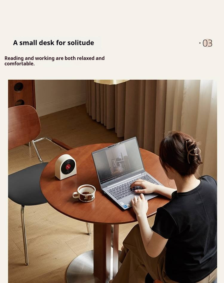 Poplar Solid Wood Vintage Round Bauhaus Style Dining Table