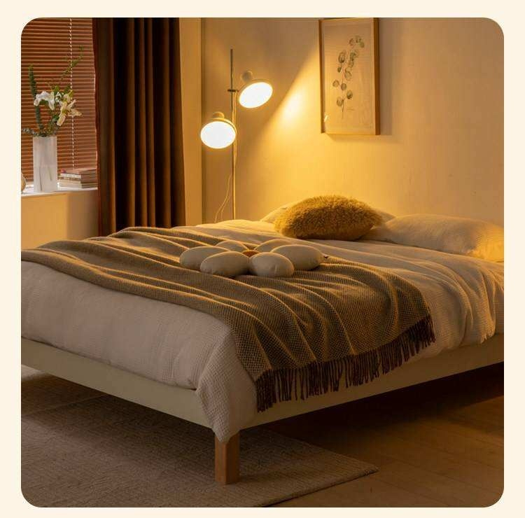 Beech Solid Wood Modern Minimalist Style Platform Bed