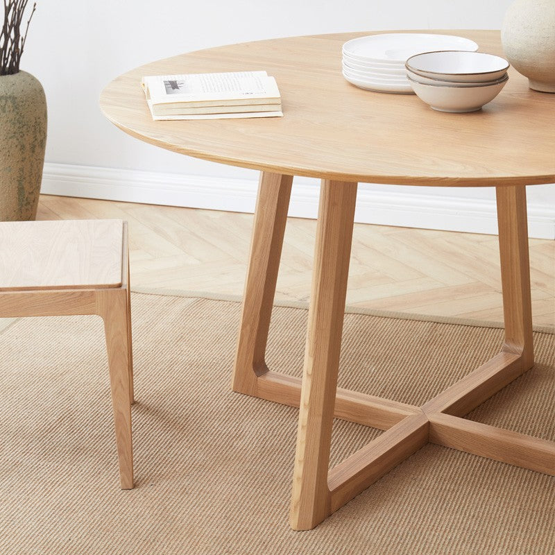 Ash Solid Wood Round Dining Table