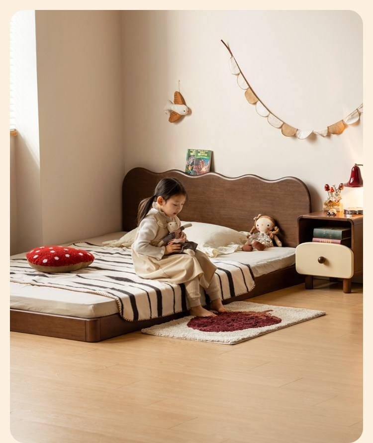 Rubberwood Solid Wood Low Kids Bed with Removable Legs and Adjustable Headboard Height