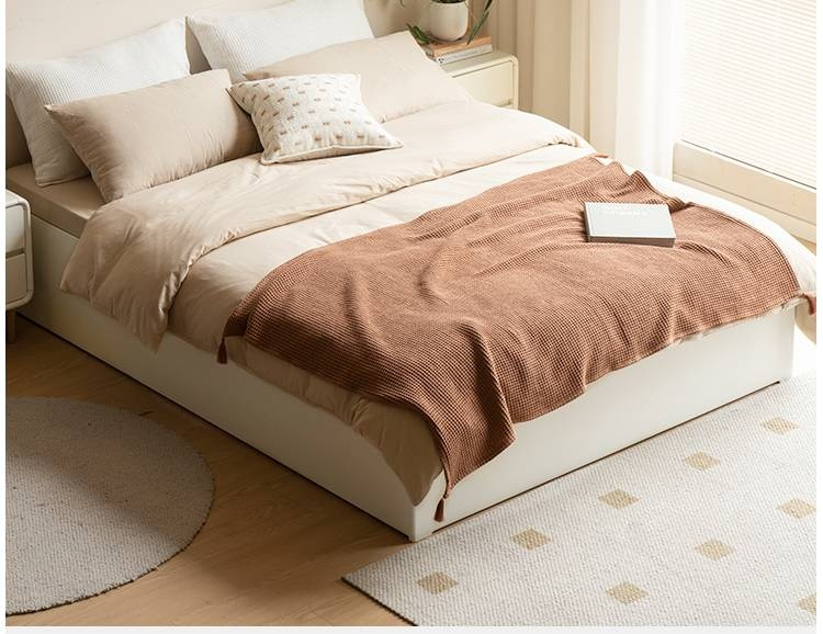 Rubberwood Solid Wood Platform Bed, Headboard-Free Box Bed Cream Style