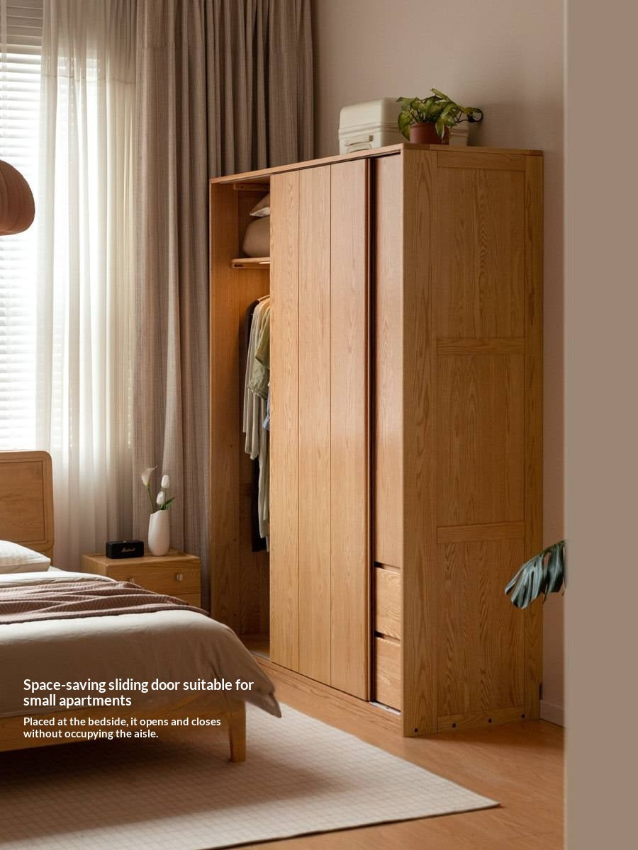 Oak Solid Wood Modern Storage Wardrobe with Casual Style
