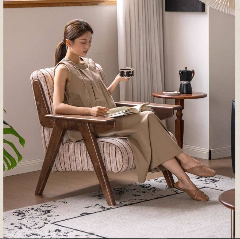 Oak Solid Wood Retro Armchair