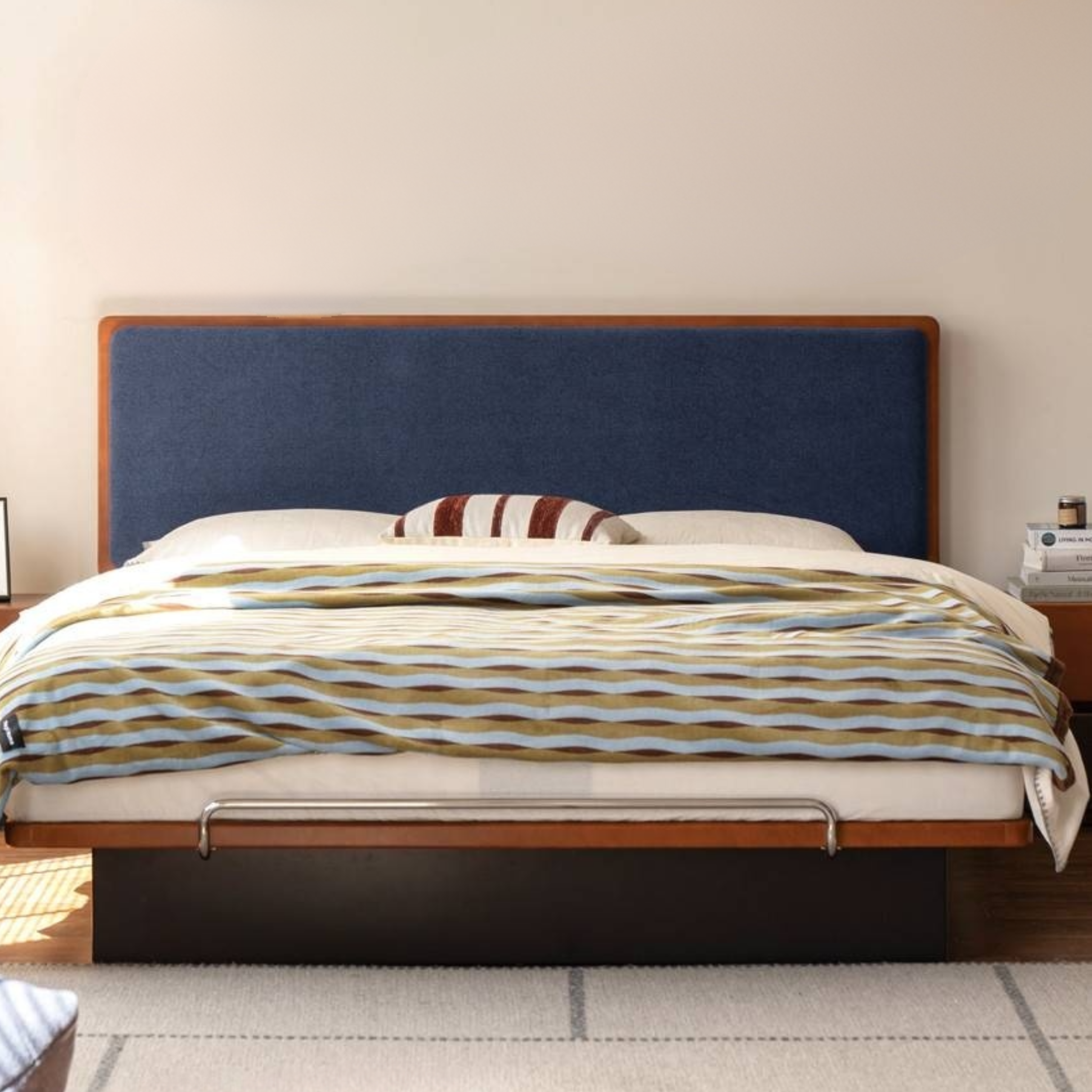 Poplar Solid Wood Soft Suspended Box Bed