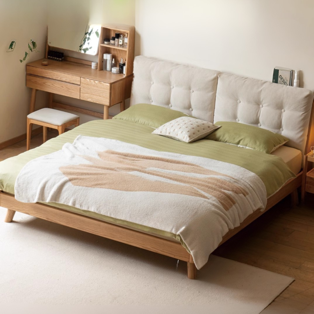 Oak, Rubberwood Solid Bed with Cream Finish — Casual Bedside with Soft Bag Backrest and White Soft Back