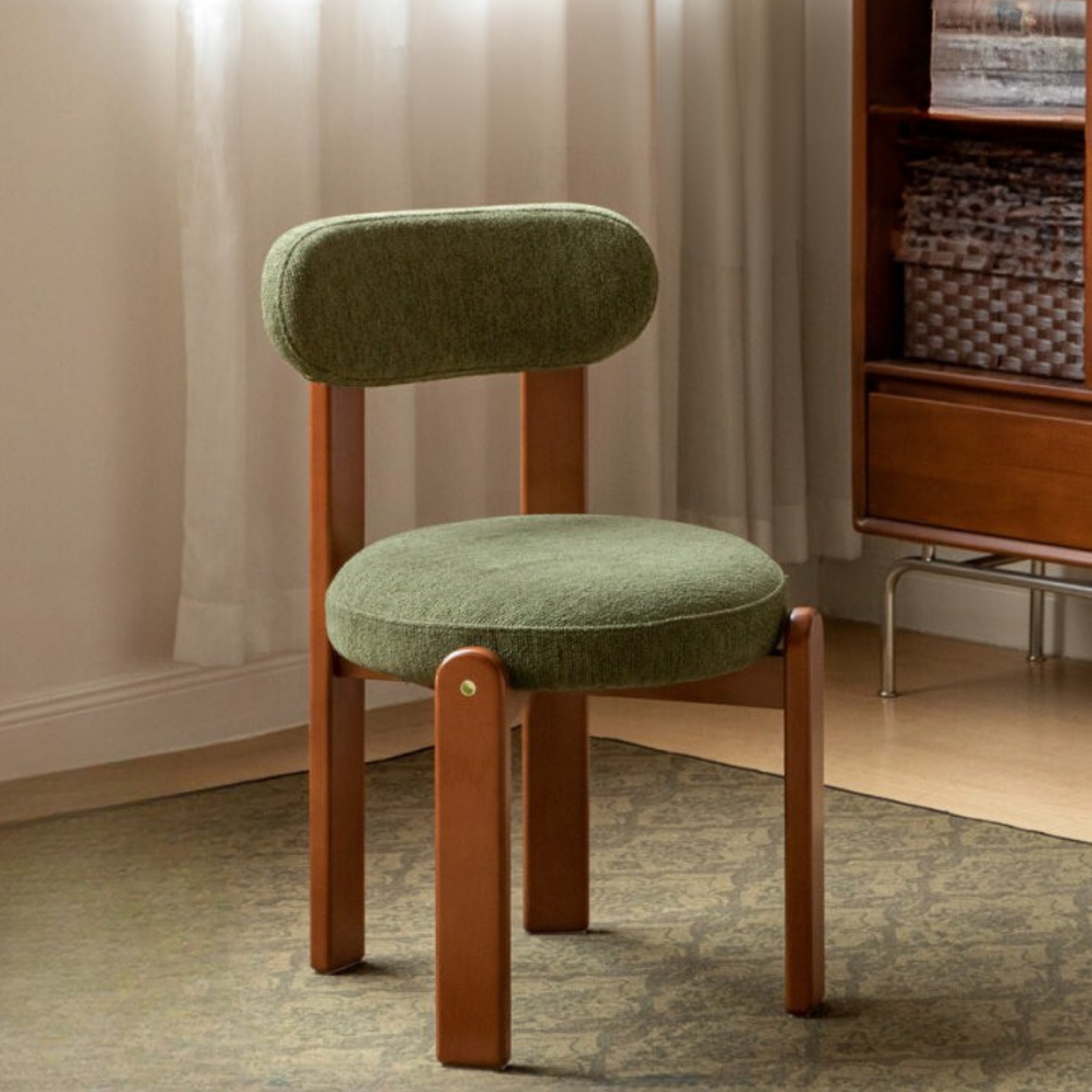 Set 4pcs Beech, Rubberwood, Black Walnut, Cherry Solid Wood French Antique Style Chair