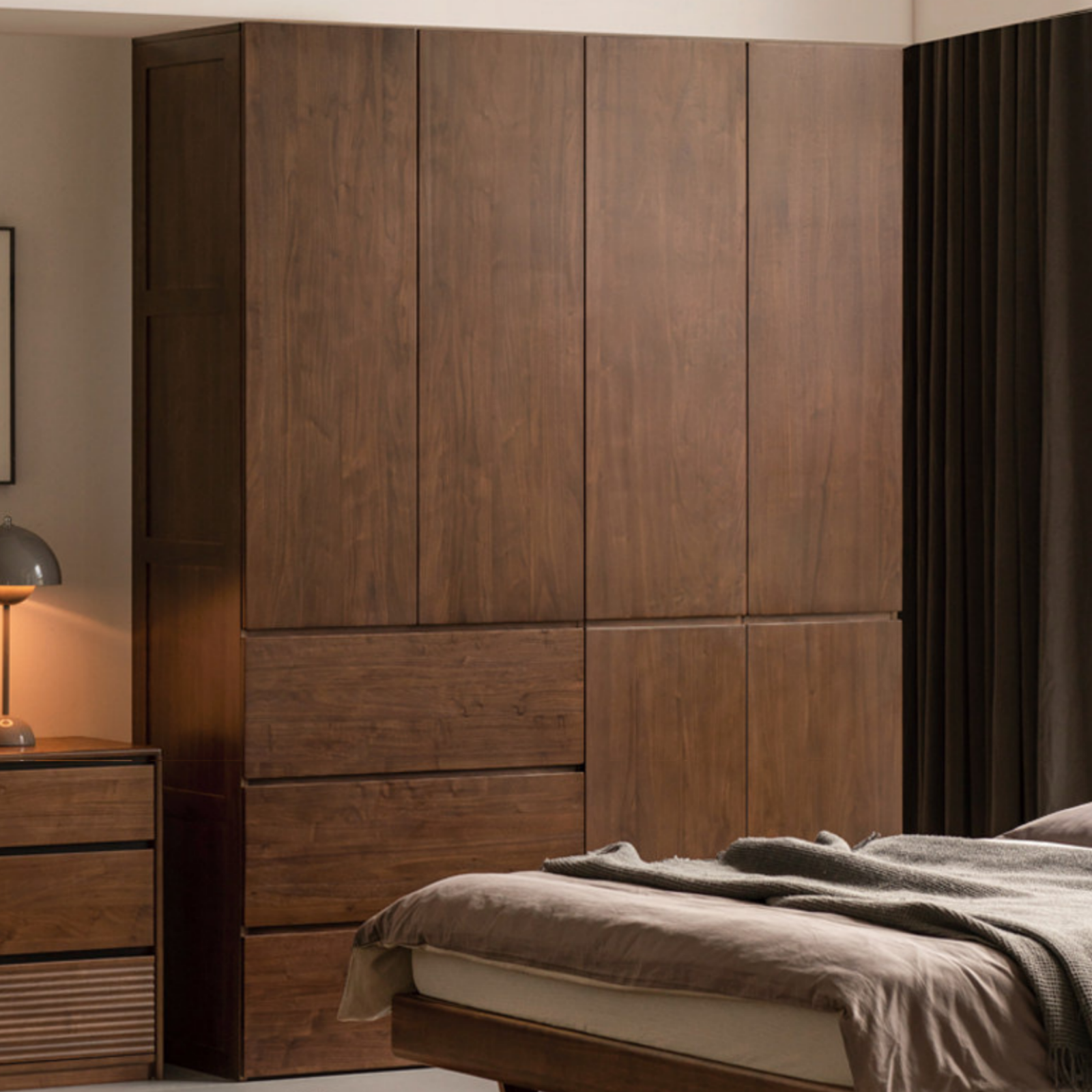 Black Walnut Solid Wood Wardrobe with Italian Style and Storage Cabinet