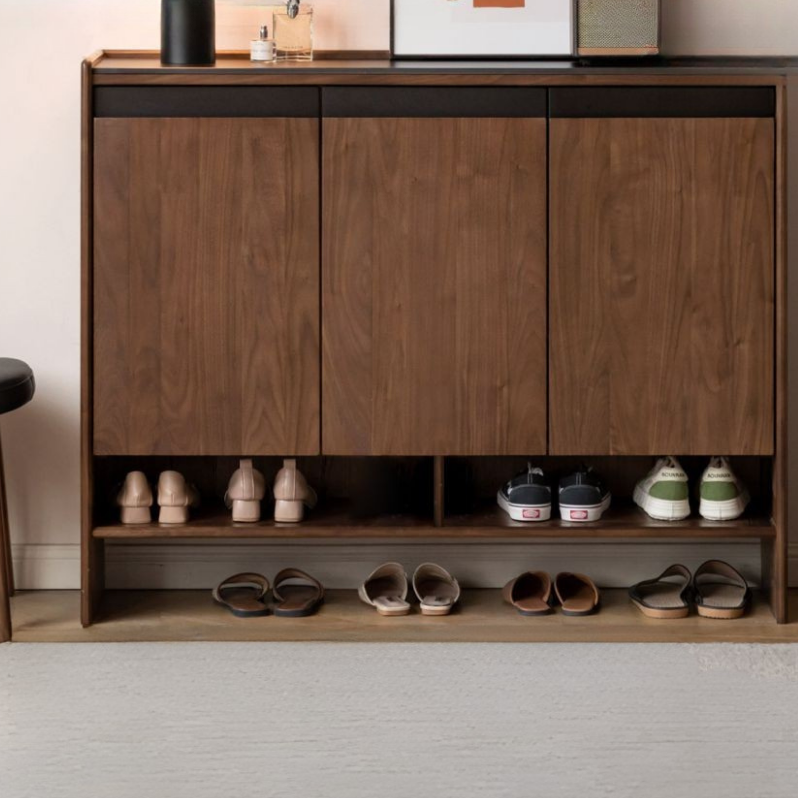 Black Walnut, Oak Solid Wood Italian Style Light Luxury Shoe Cabinet