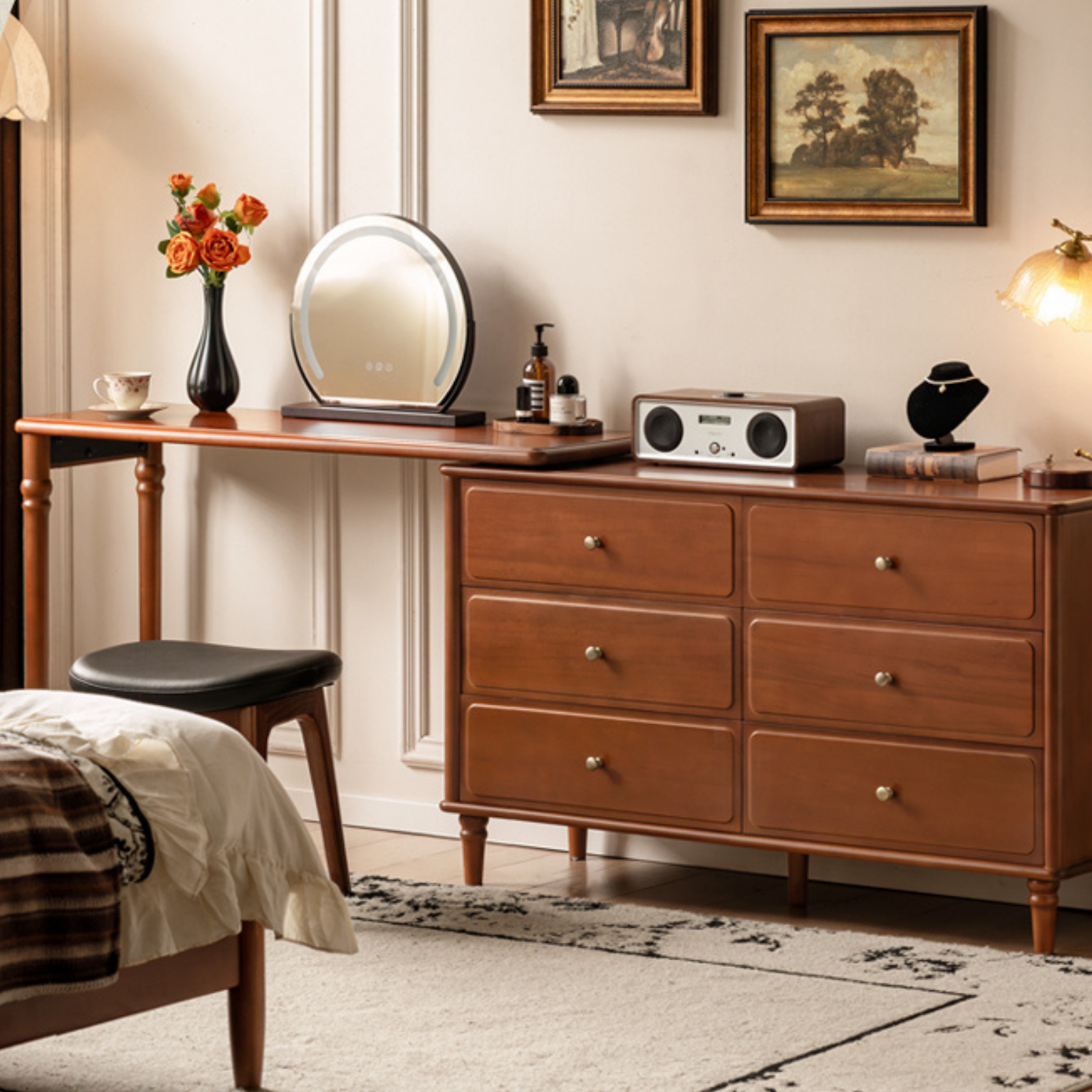 Poplar Solid Wood French Retro Style Dressing Table