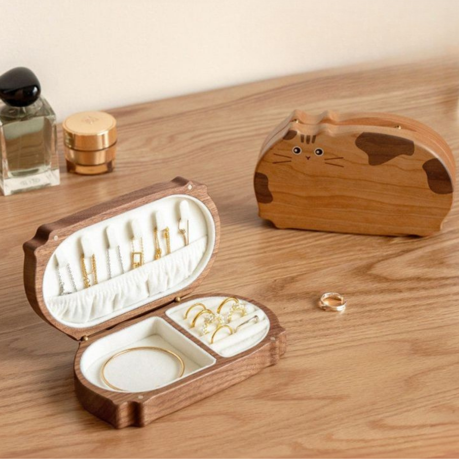 Cherry, Black Walnut Solid Wood Portable Jewelry Box with Multi-Compartment Storage